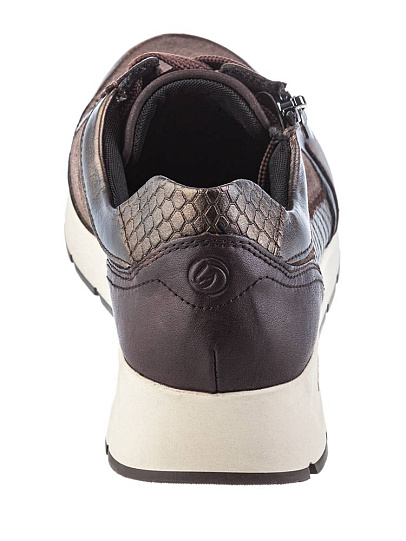 D2G05-25 Кроссовки