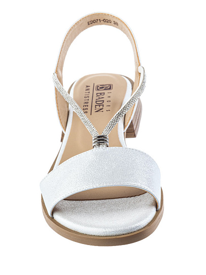 ED071-020 Босоножки